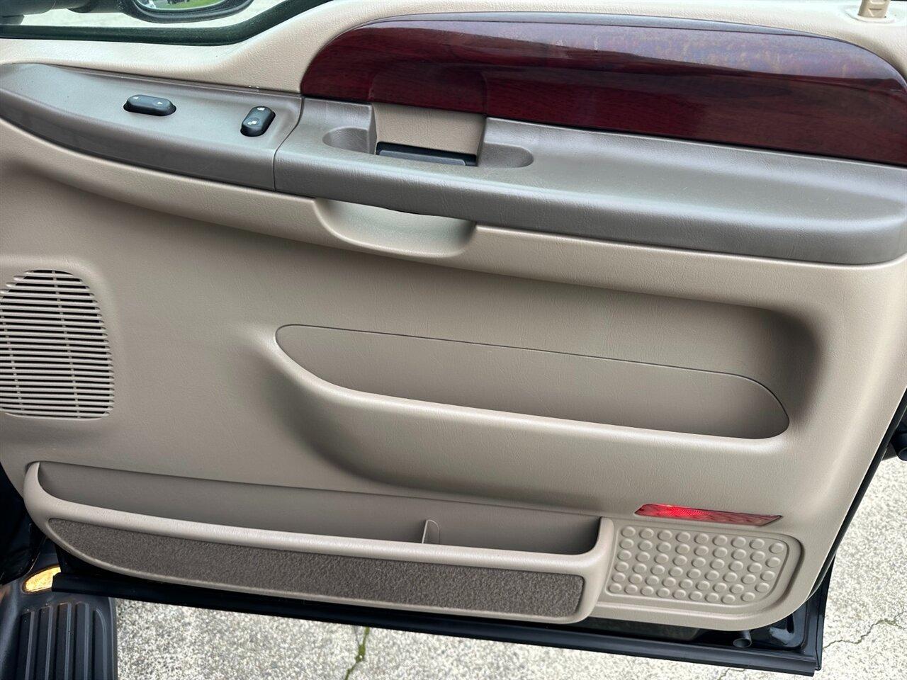 2003 Ford Excursion Limited