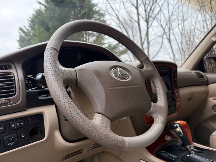 2002 Lexus LX 470