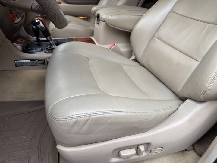 2002 Lexus LX 470