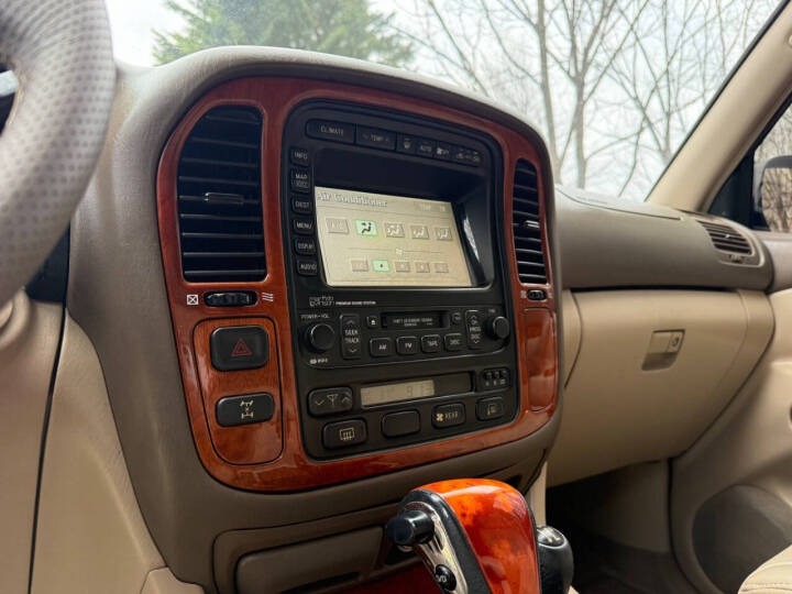 2002 Lexus LX 470