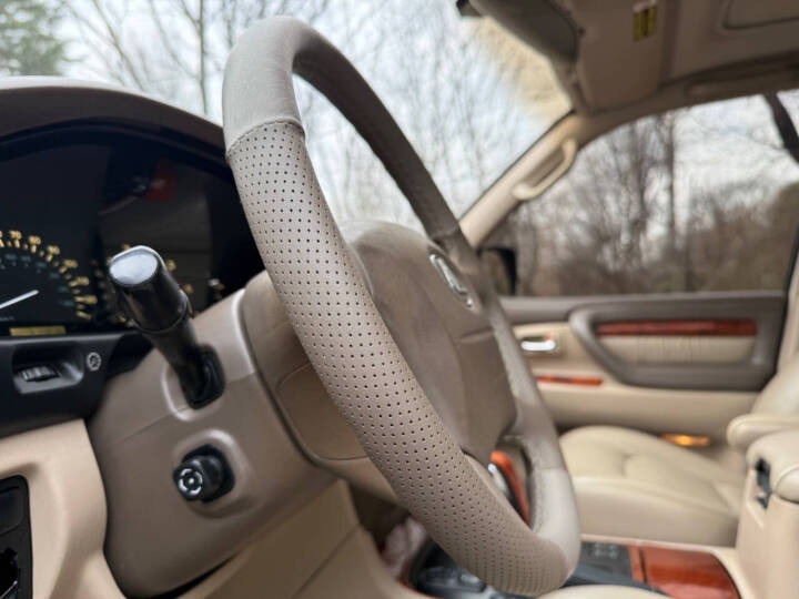 2002 Lexus LX 470