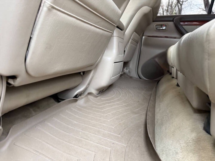 2002 Lexus LX 470