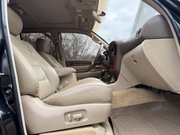 2002 Lexus LX 470