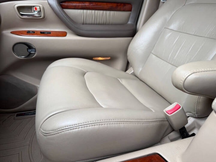 2002 Lexus LX 470
