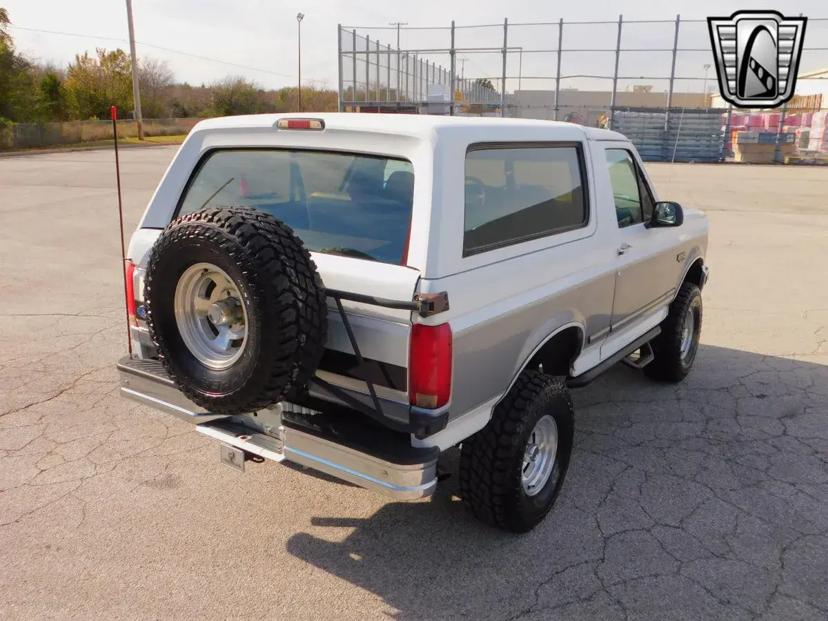 1995 Ford Bronco