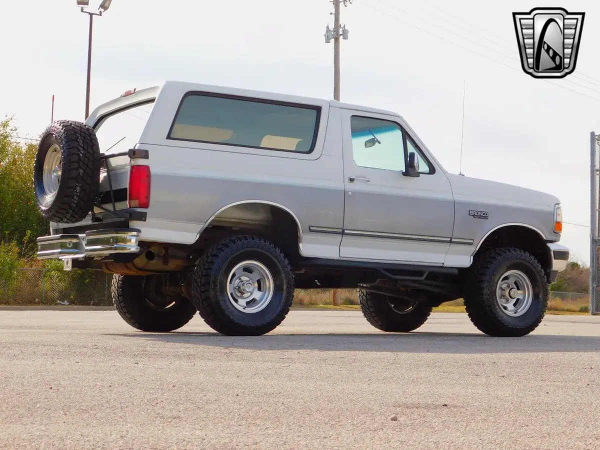 1995 Ford Bronco
