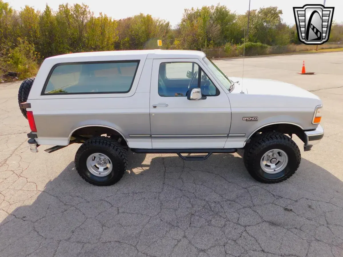 1995 Ford Bronco