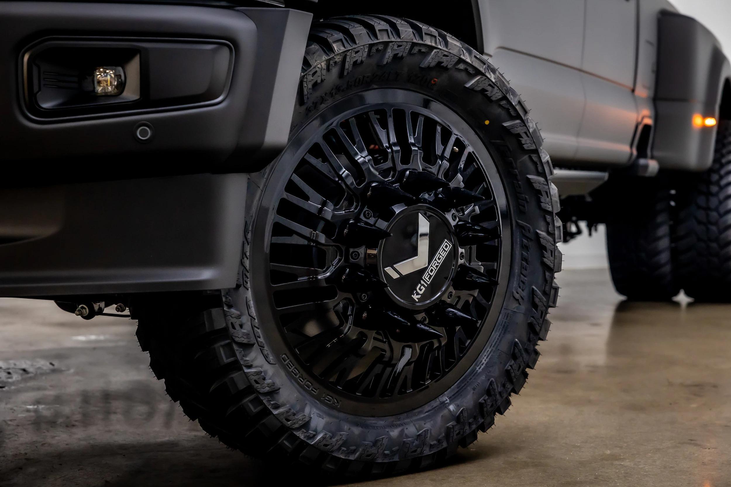 2026 Ford F-450 Platinum Plus