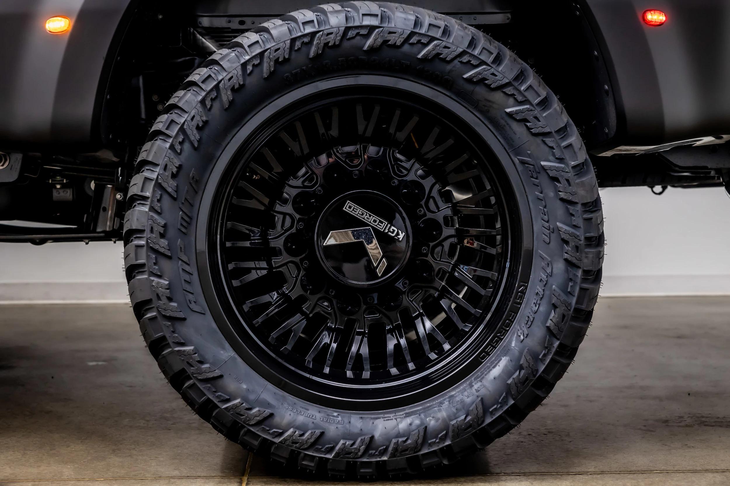 2026 Ford F-450 Platinum Plus