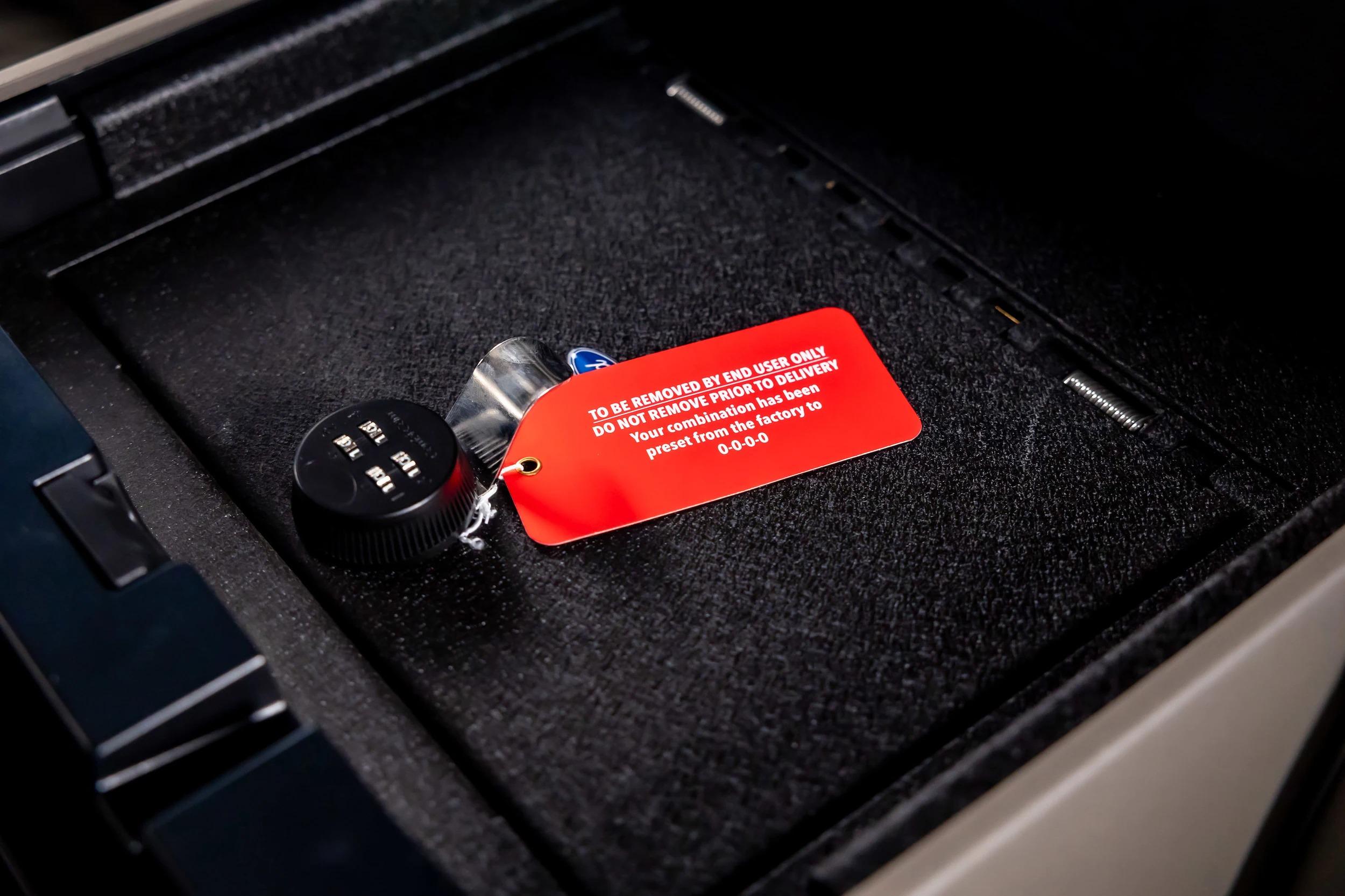 2026 Ford F-450 Platinum Plus