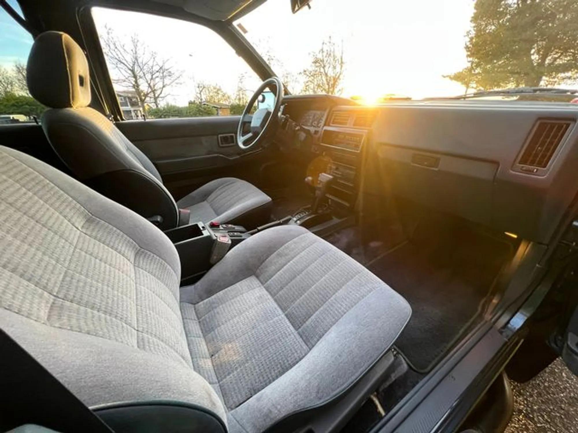 1993 Nissan Pathfinder SE 4×4