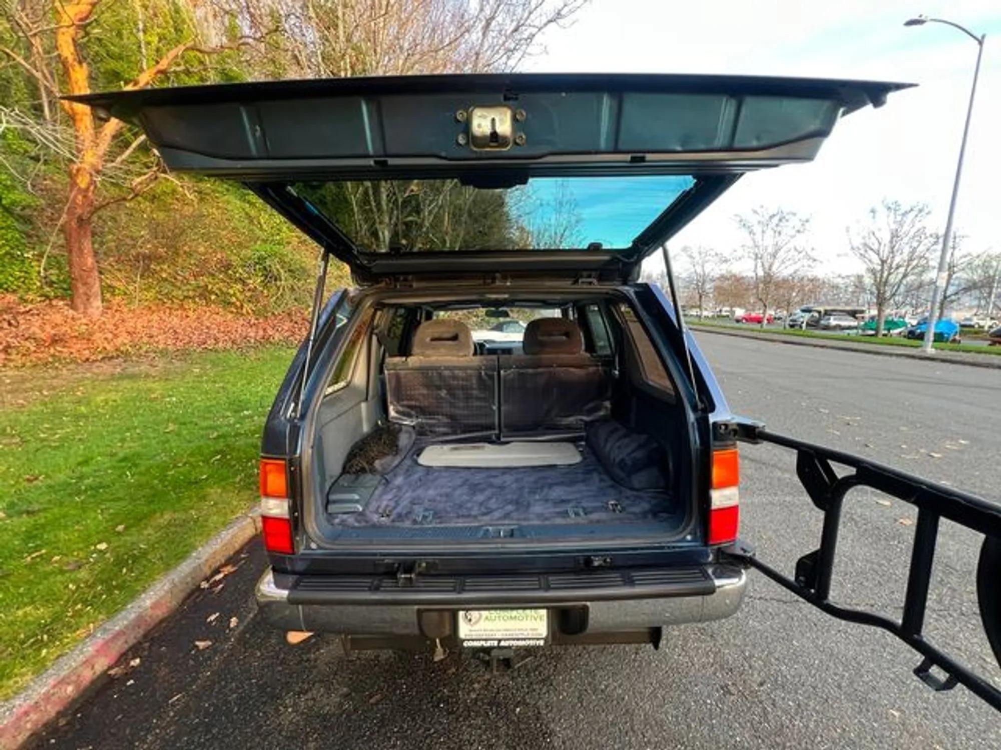 1993 Nissan Pathfinder SE 4×4