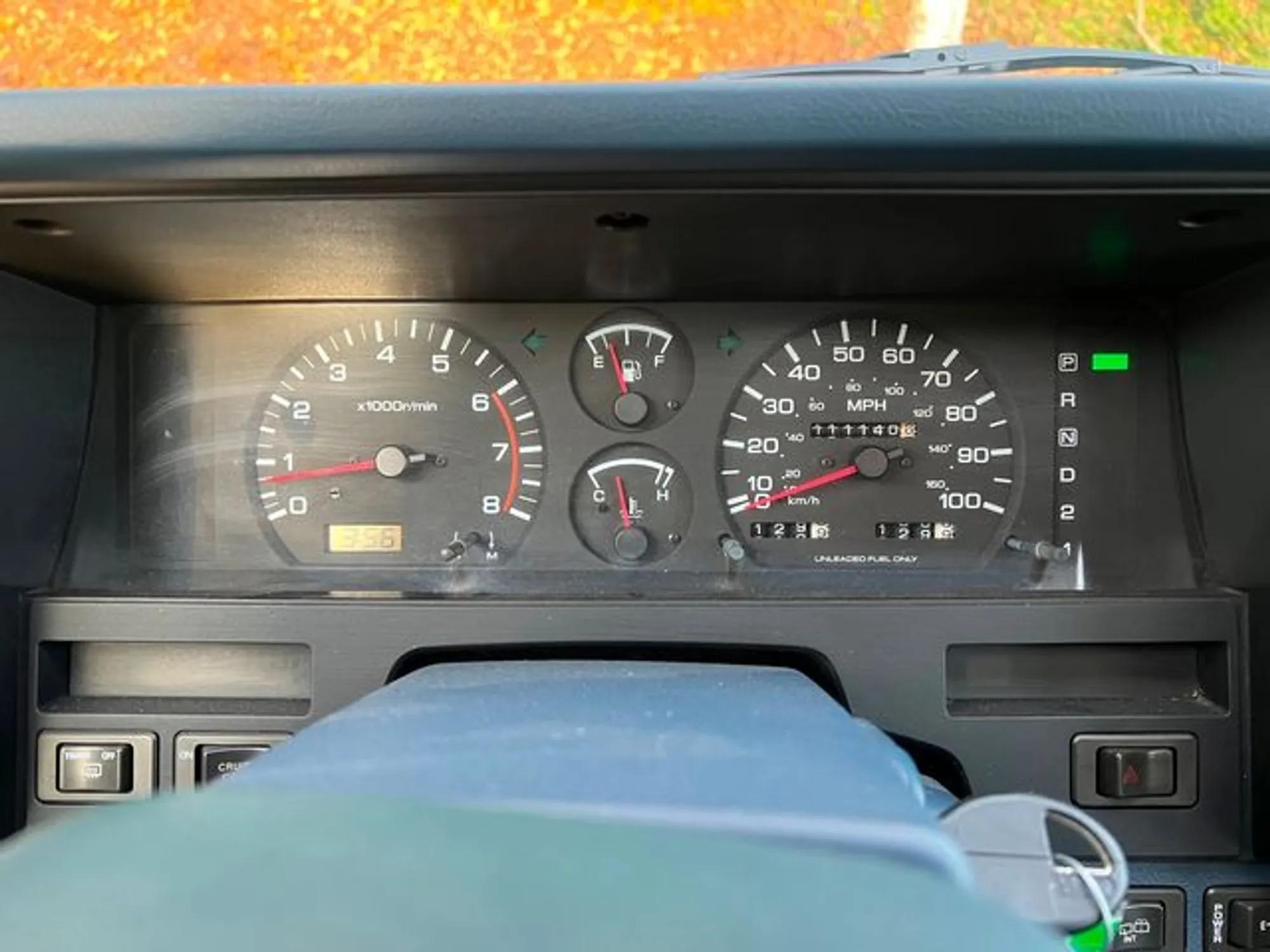 1993 Nissan Pathfinder SE 4×4