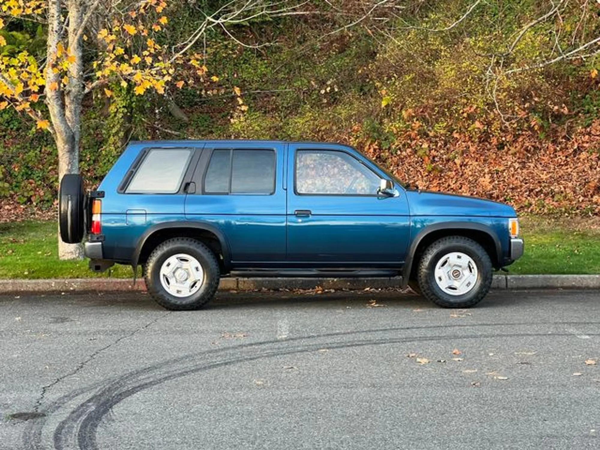 1993 Nissan Pathfinder SE 4×4