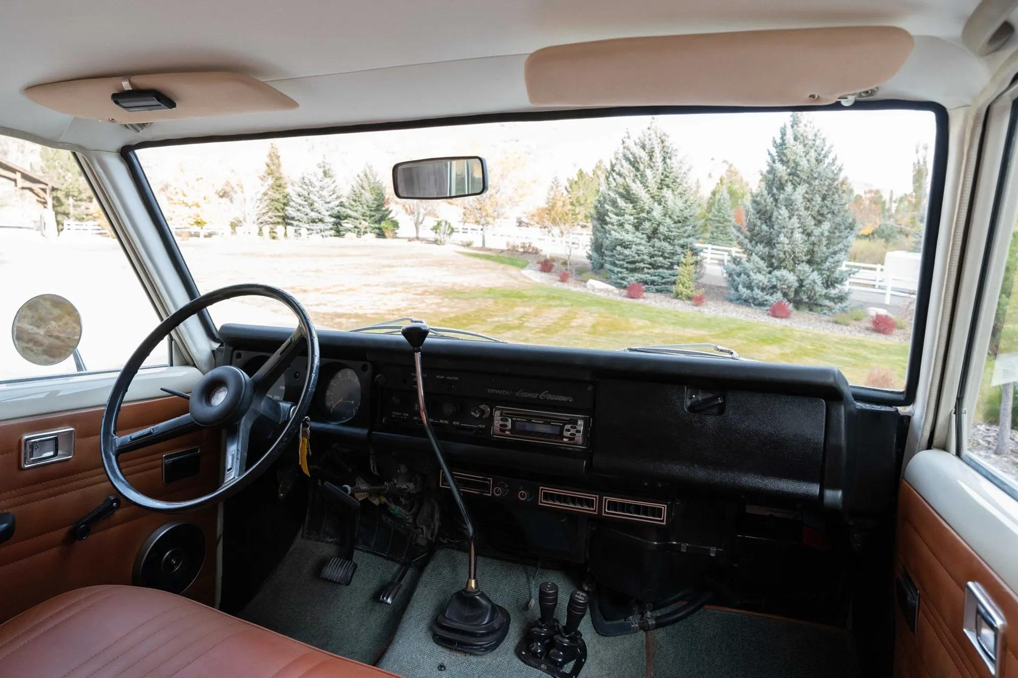 1975 Toyota Land Cruiser FJ55