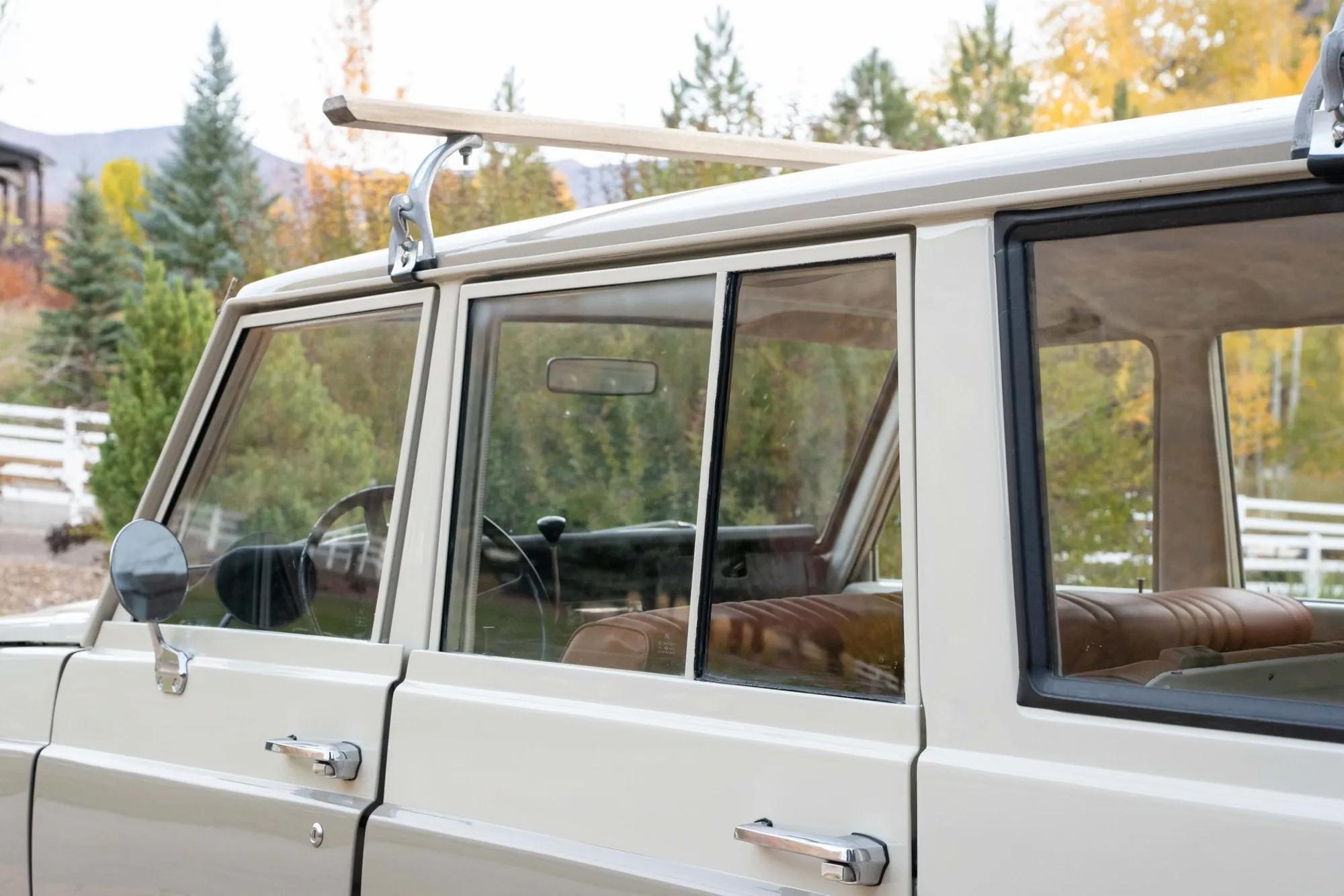 1975 Toyota Land Cruiser FJ55