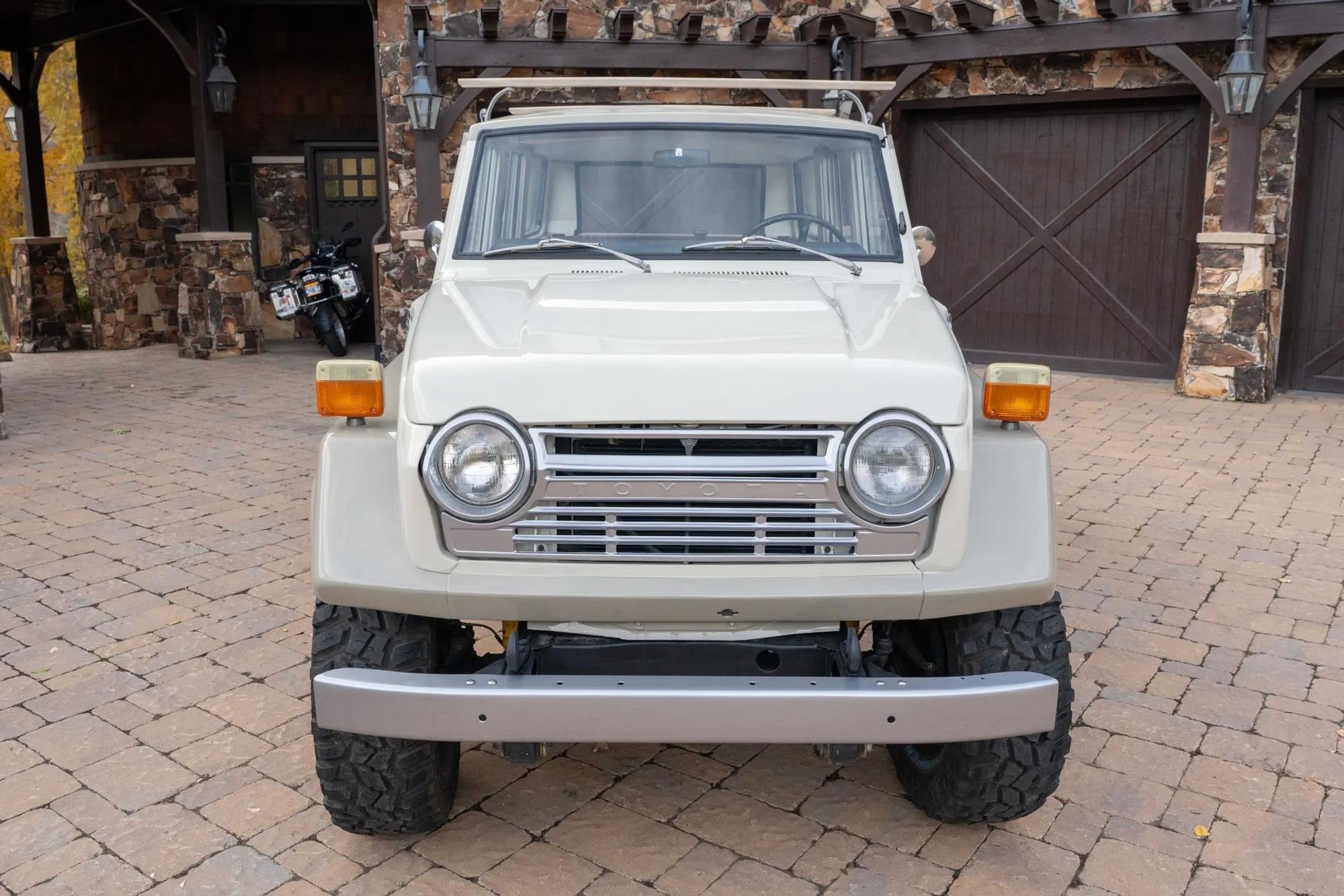 1975 Toyota Land Cruiser FJ55