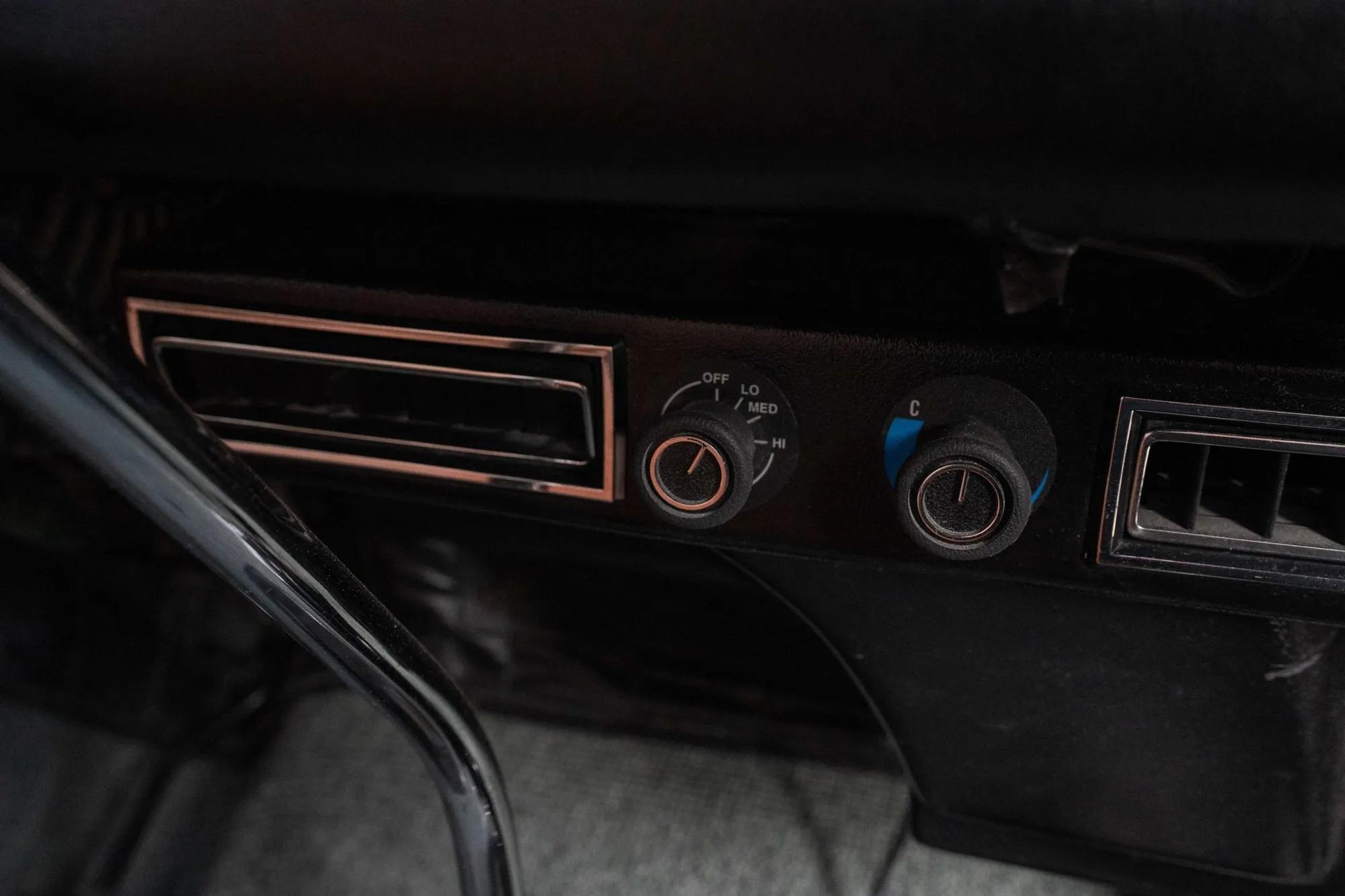 1975 Toyota Land Cruiser FJ55