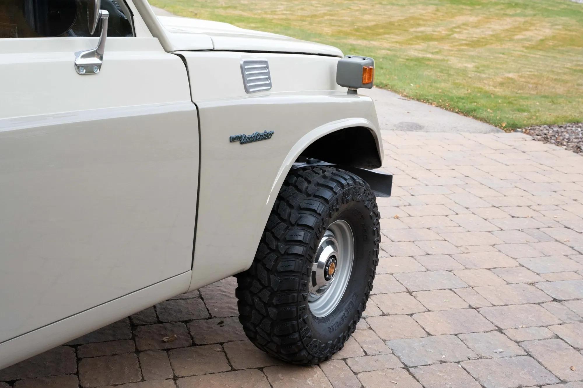 1975 Toyota Land Cruiser FJ55