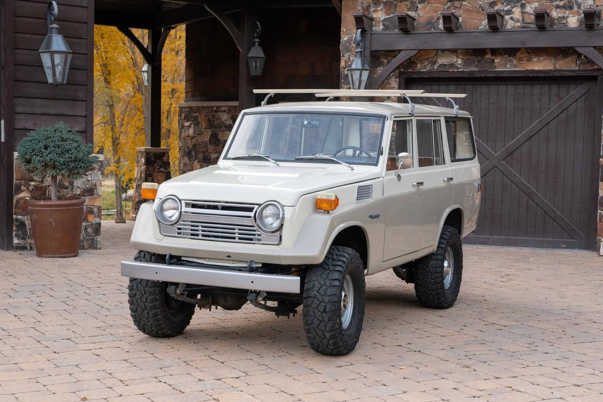 1975 Toyota Land Cruiser FJ55 - 3