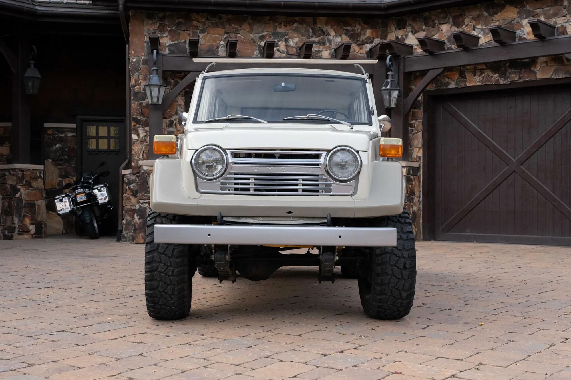 1975 Toyota Land Cruiser FJ55