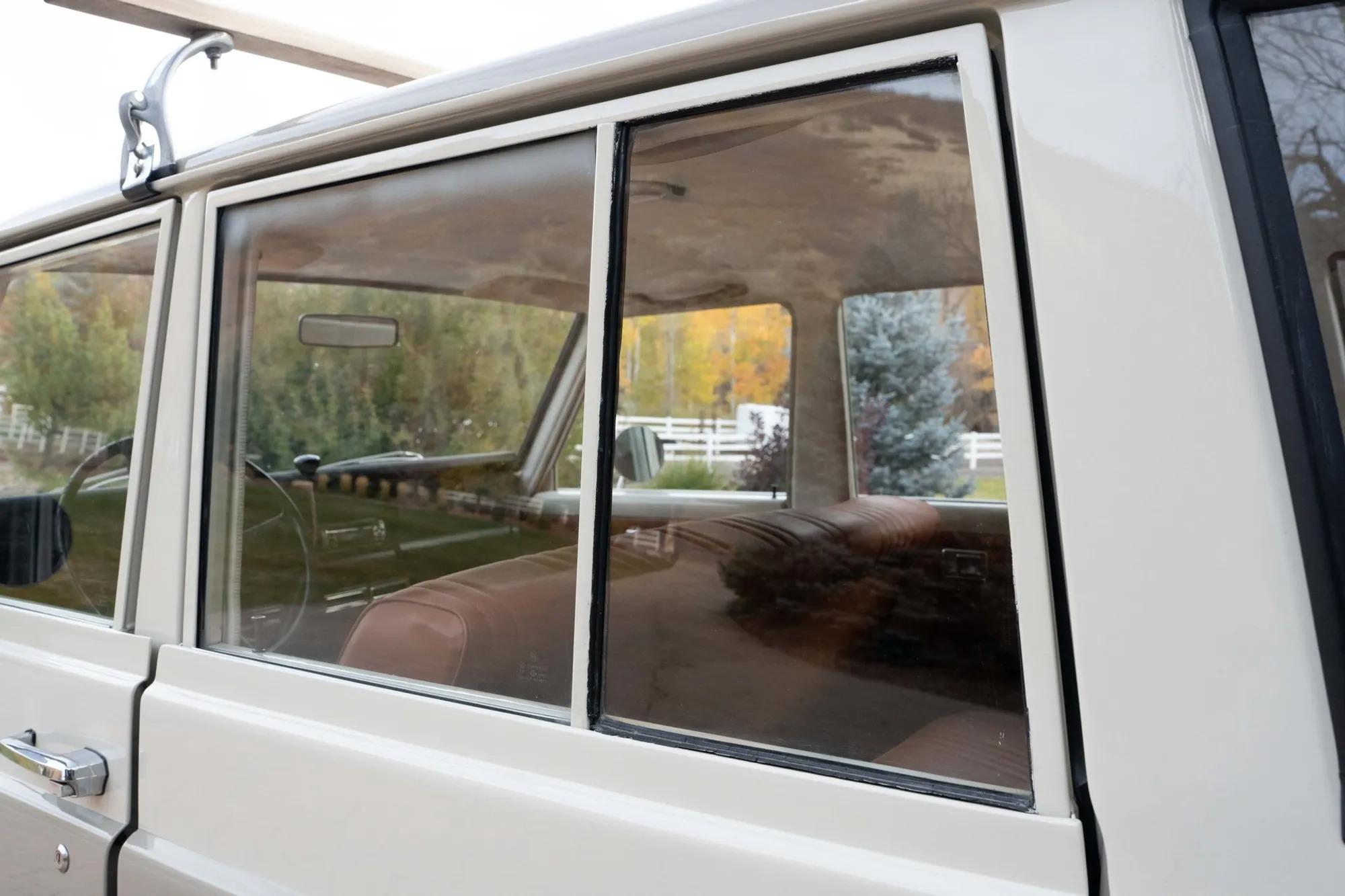 1975 Toyota Land Cruiser FJ55