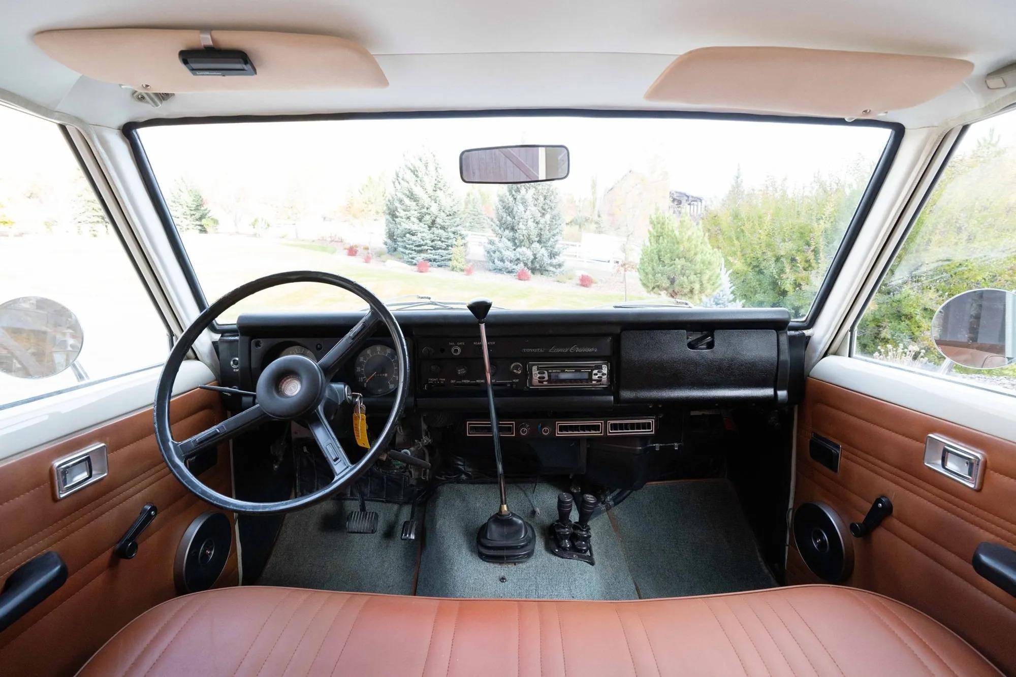 1975 Toyota Land Cruiser FJ55