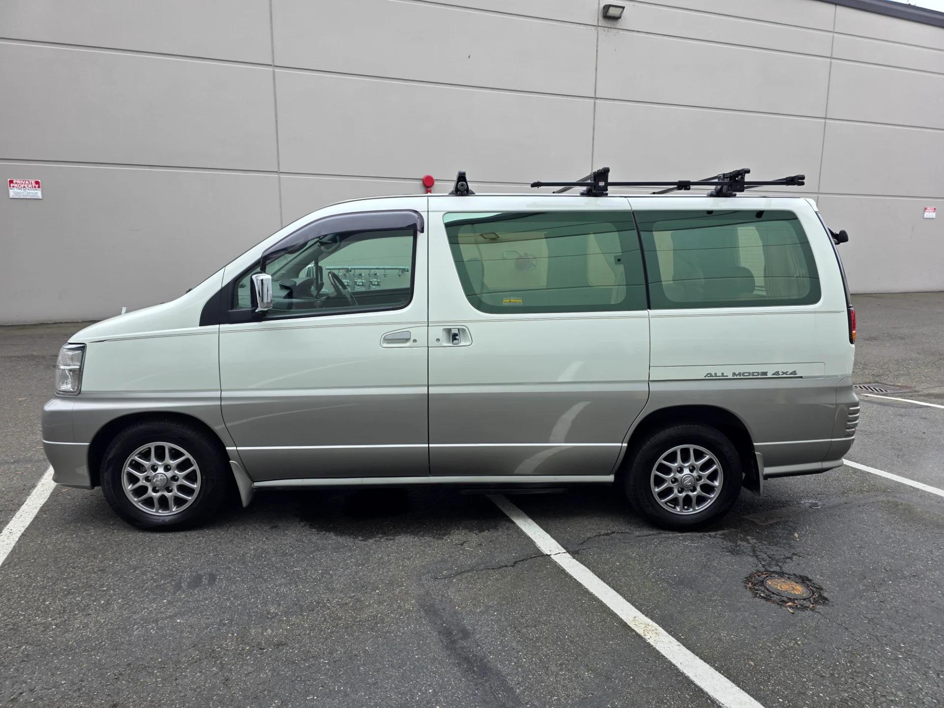 2000 Nissan Elgrand X Limited - 3