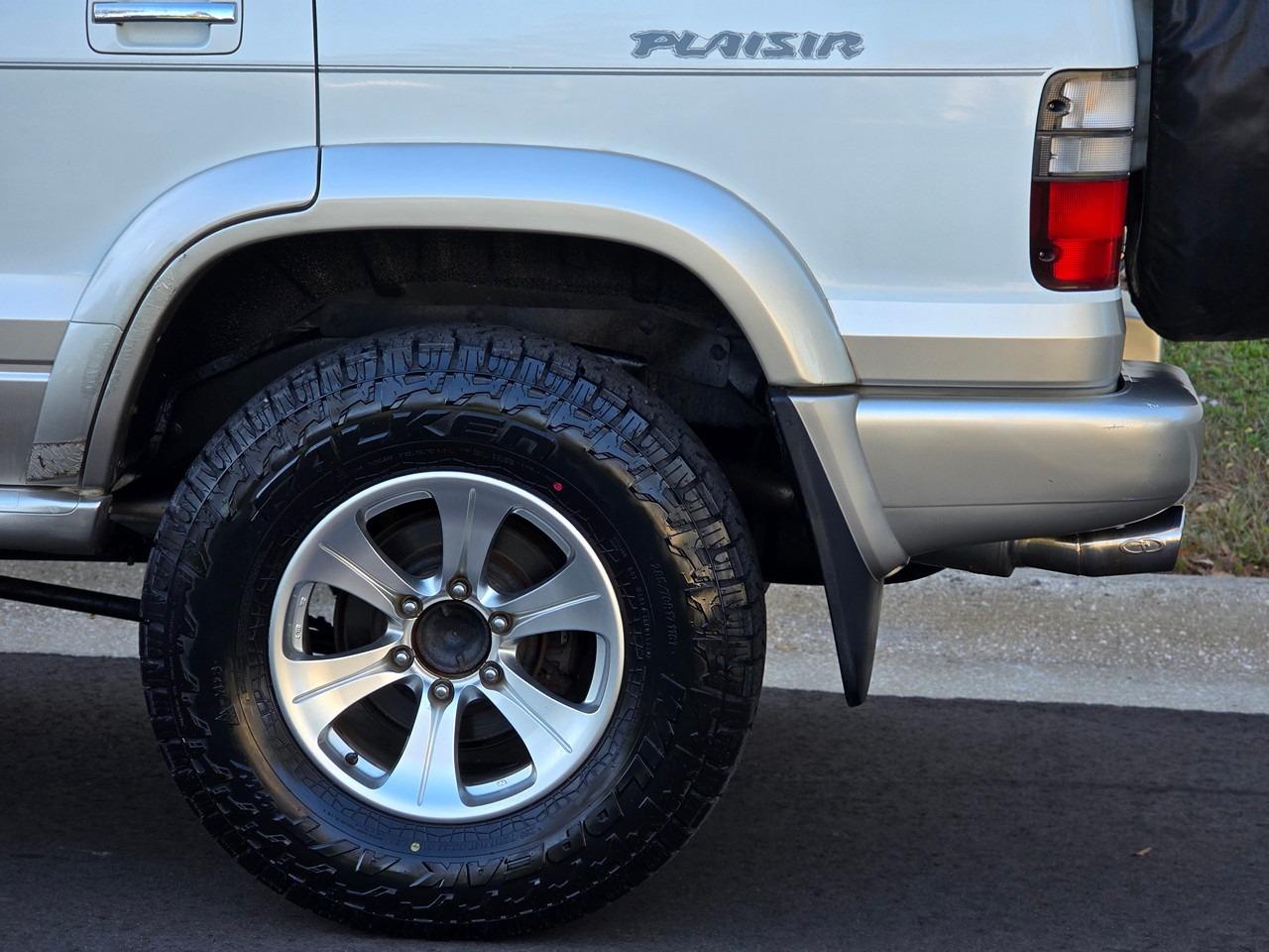 2000 Isuzu Bighorn Plasir Long