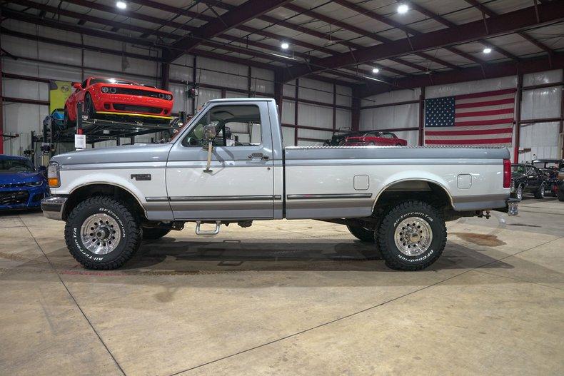 1996 Ford F-250 XLT - 2