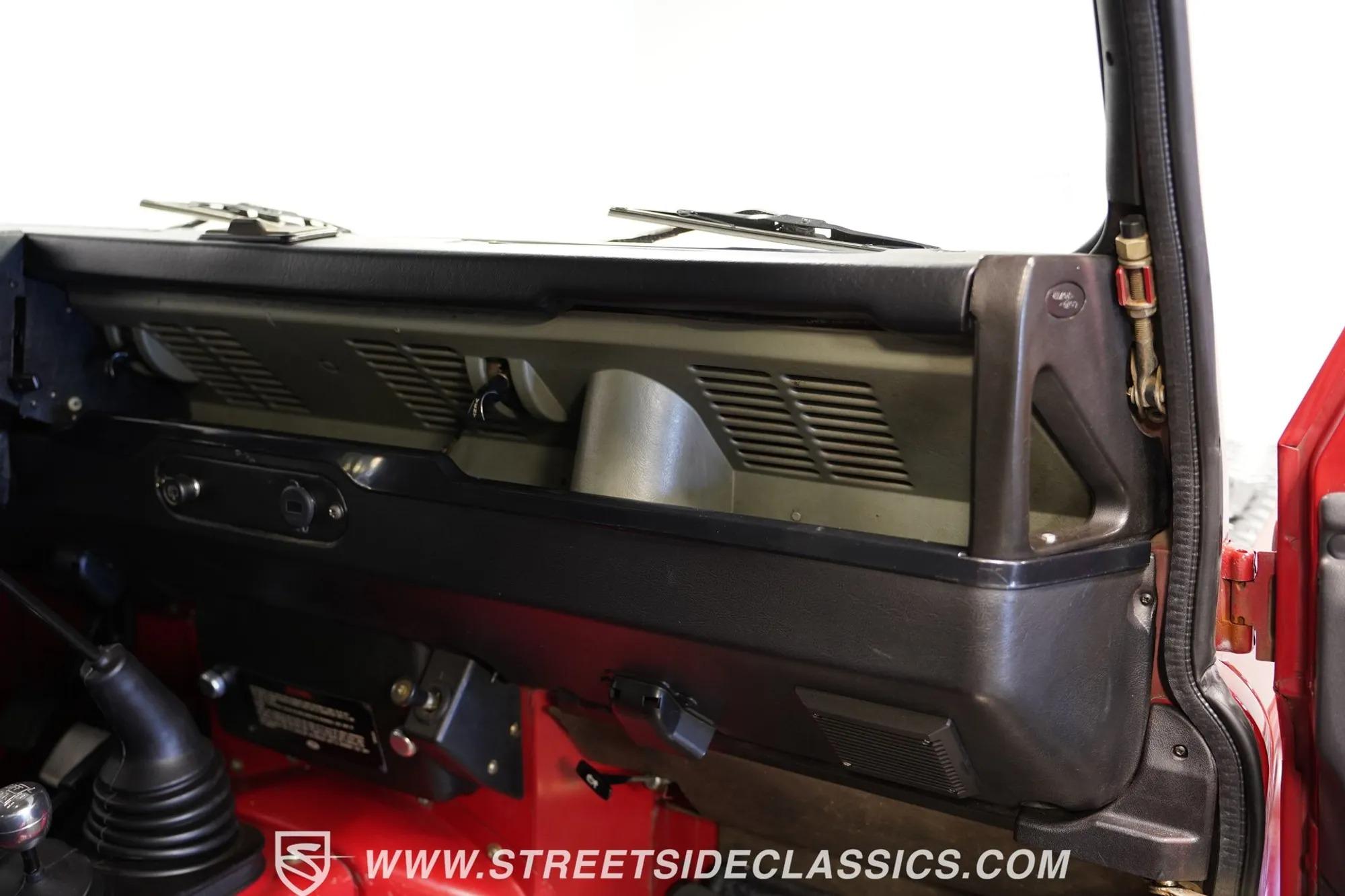 1991 Land Rover Defender 90