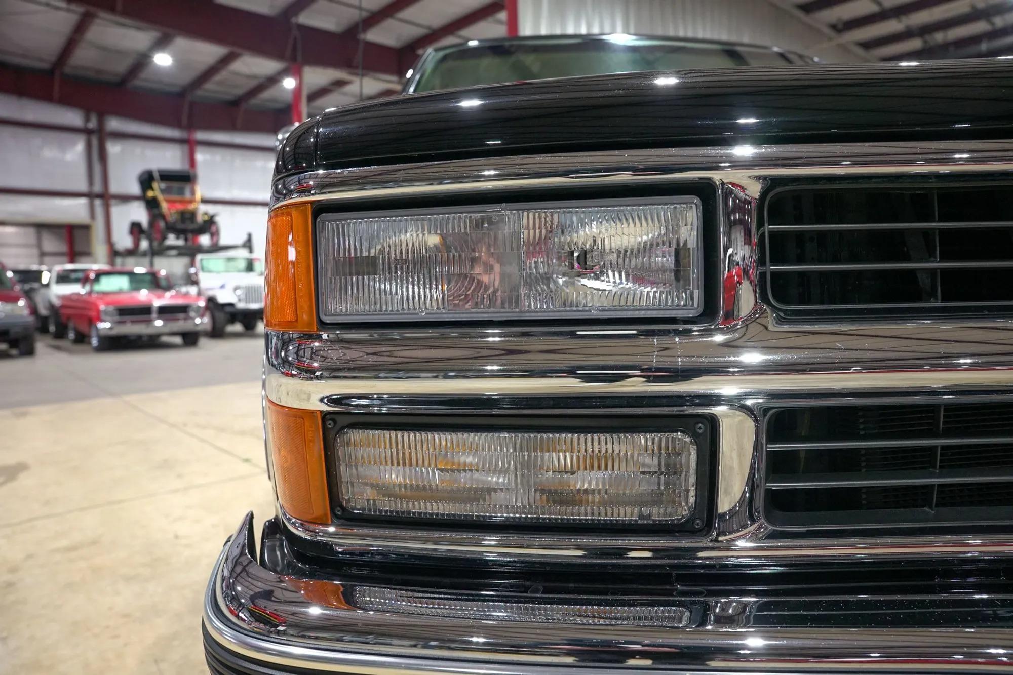 12k-Mile 1994 Chevrolet K-1500 Silverado 4×4