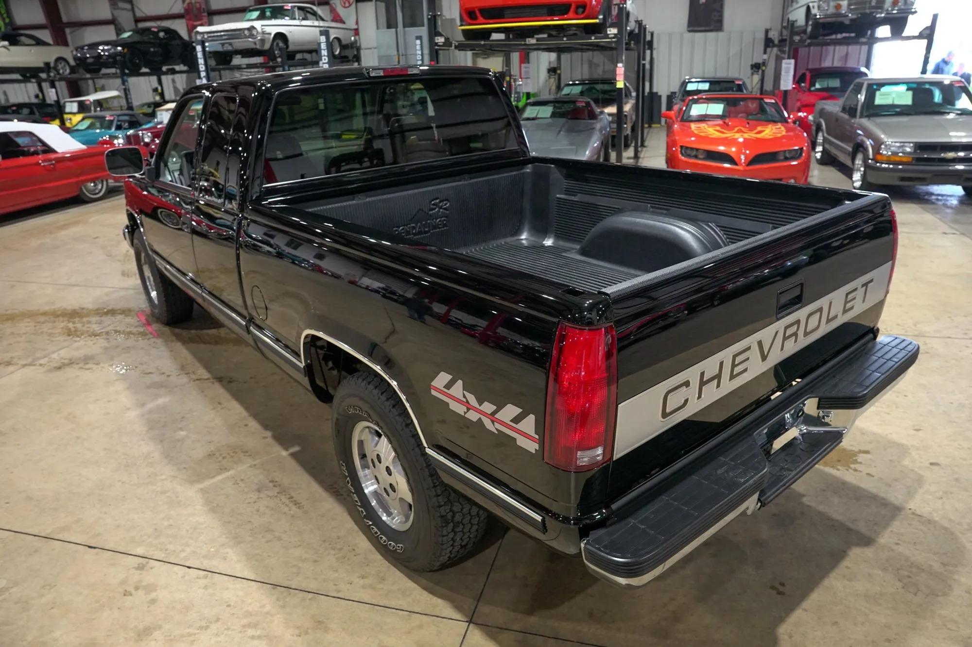 12k-Mile 1994 Chevrolet K-1500 Silverado 4×4