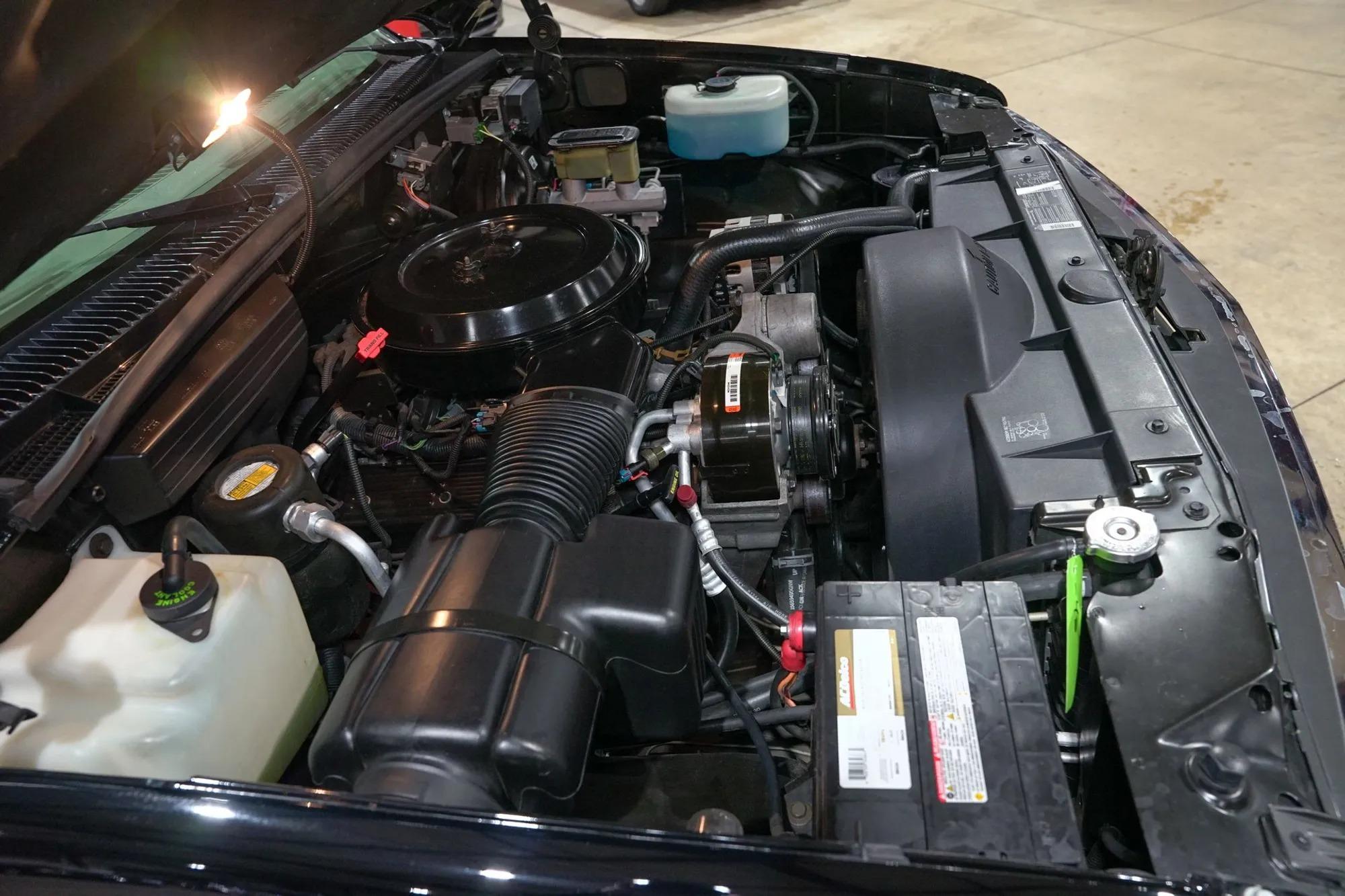 12k-Mile 1994 Chevrolet K-1500 Silverado 4×4