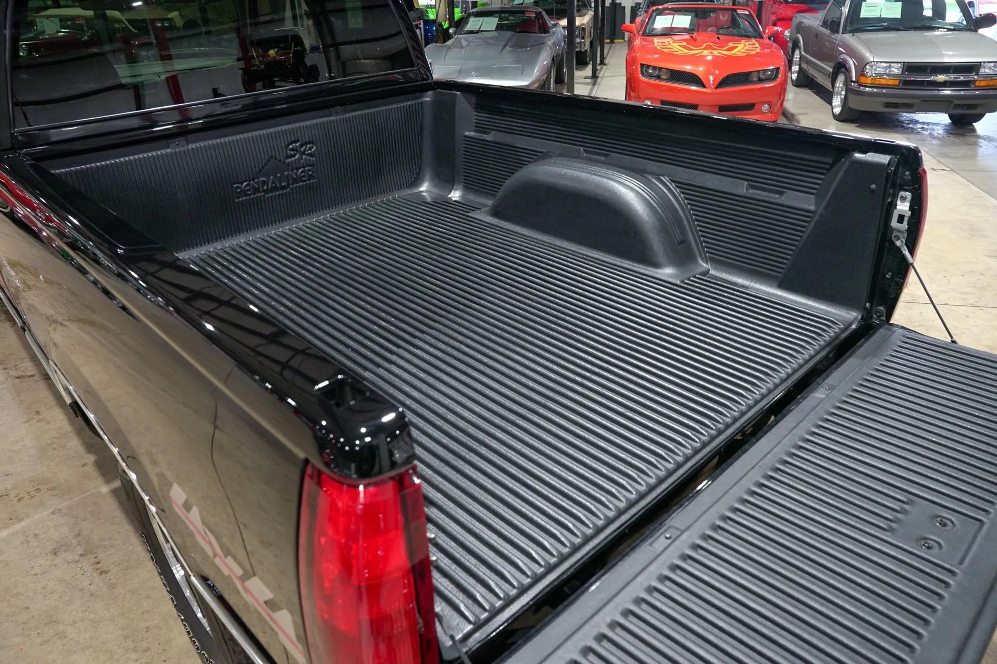 12k-Mile 1994 Chevrolet K-1500 Silverado 4×4