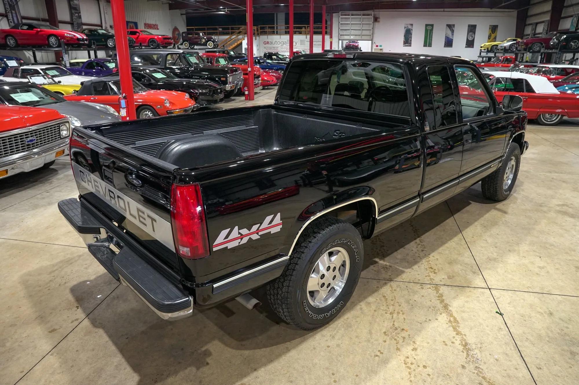 12k-Mile 1994 Chevrolet K-1500 Silverado 4×4