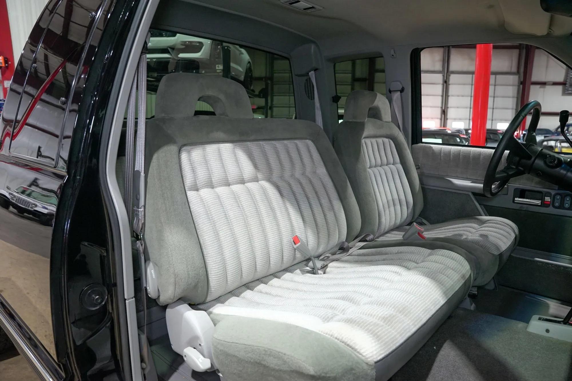 12k-Mile 1994 Chevrolet K-1500 Silverado 4×4