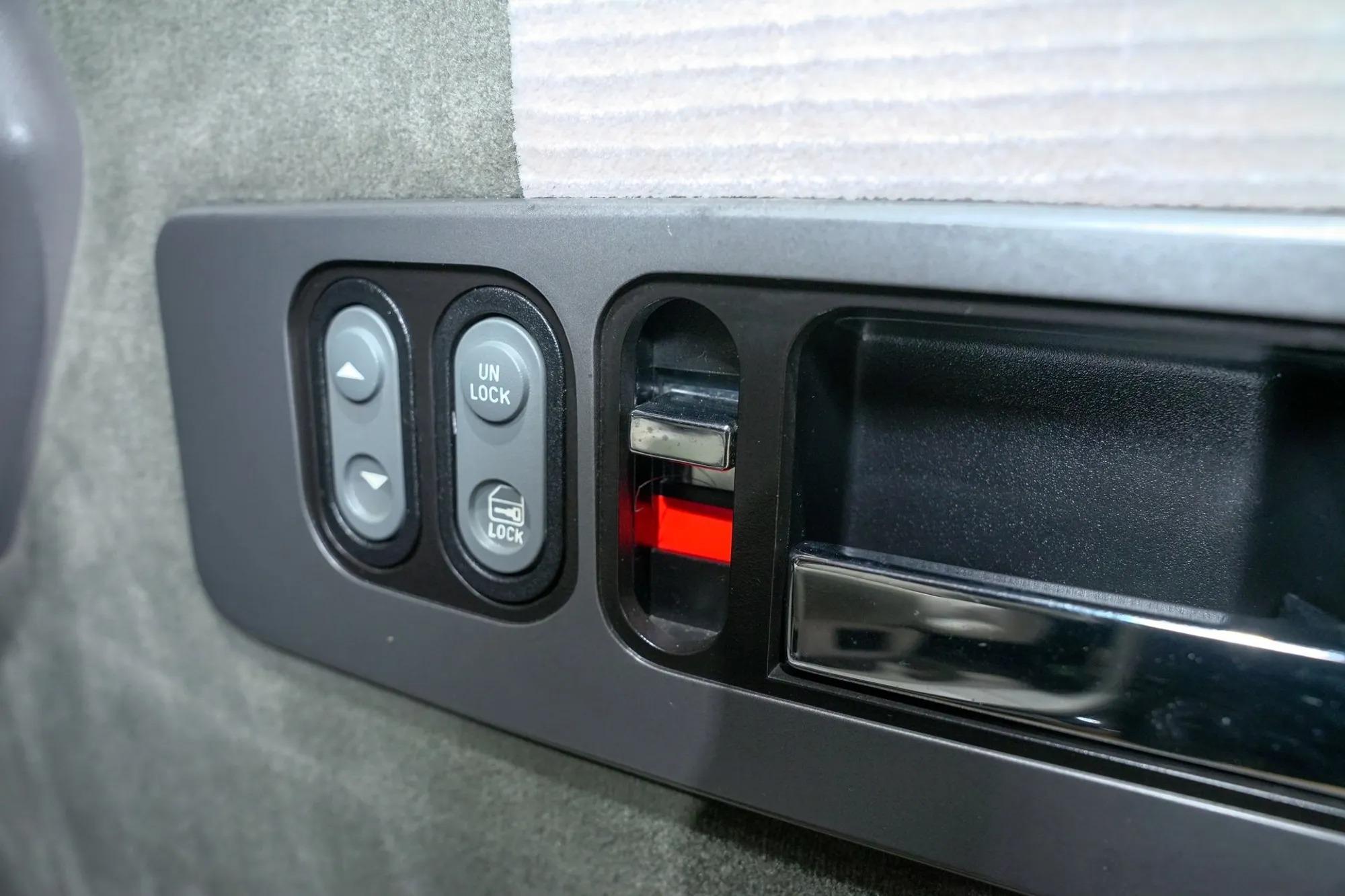 12k-Mile 1994 Chevrolet K-1500 Silverado 4×4