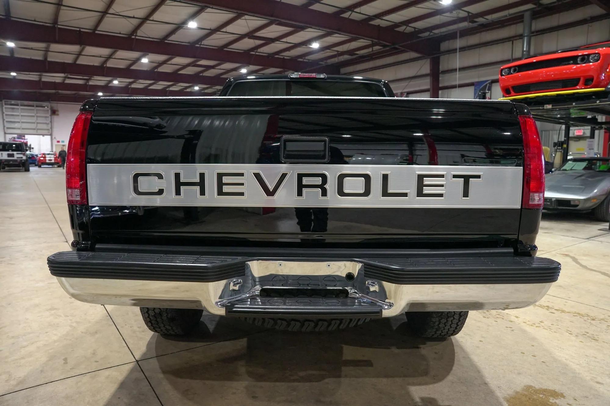 12k-Mile 1994 Chevrolet K-1500 Silverado 4×4