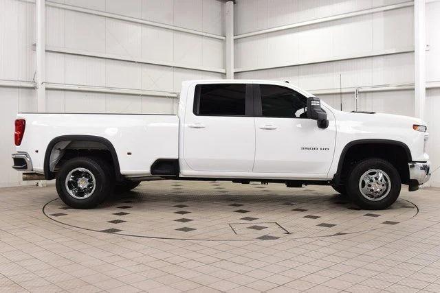 2025 Chevrolet Silverado 3500HD LT - 2