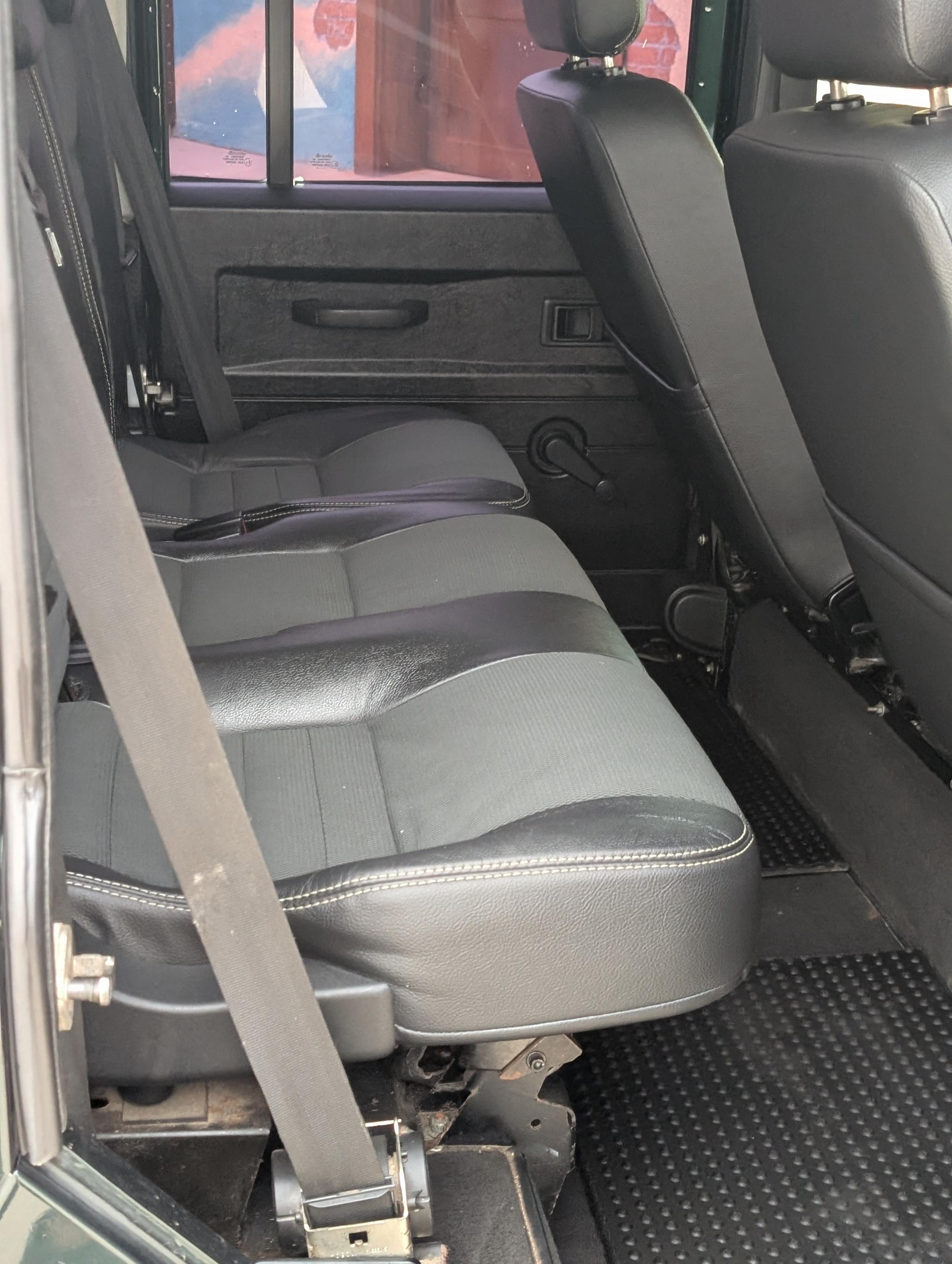 1999 Land Rover Defender 110 Double Cab 4×4