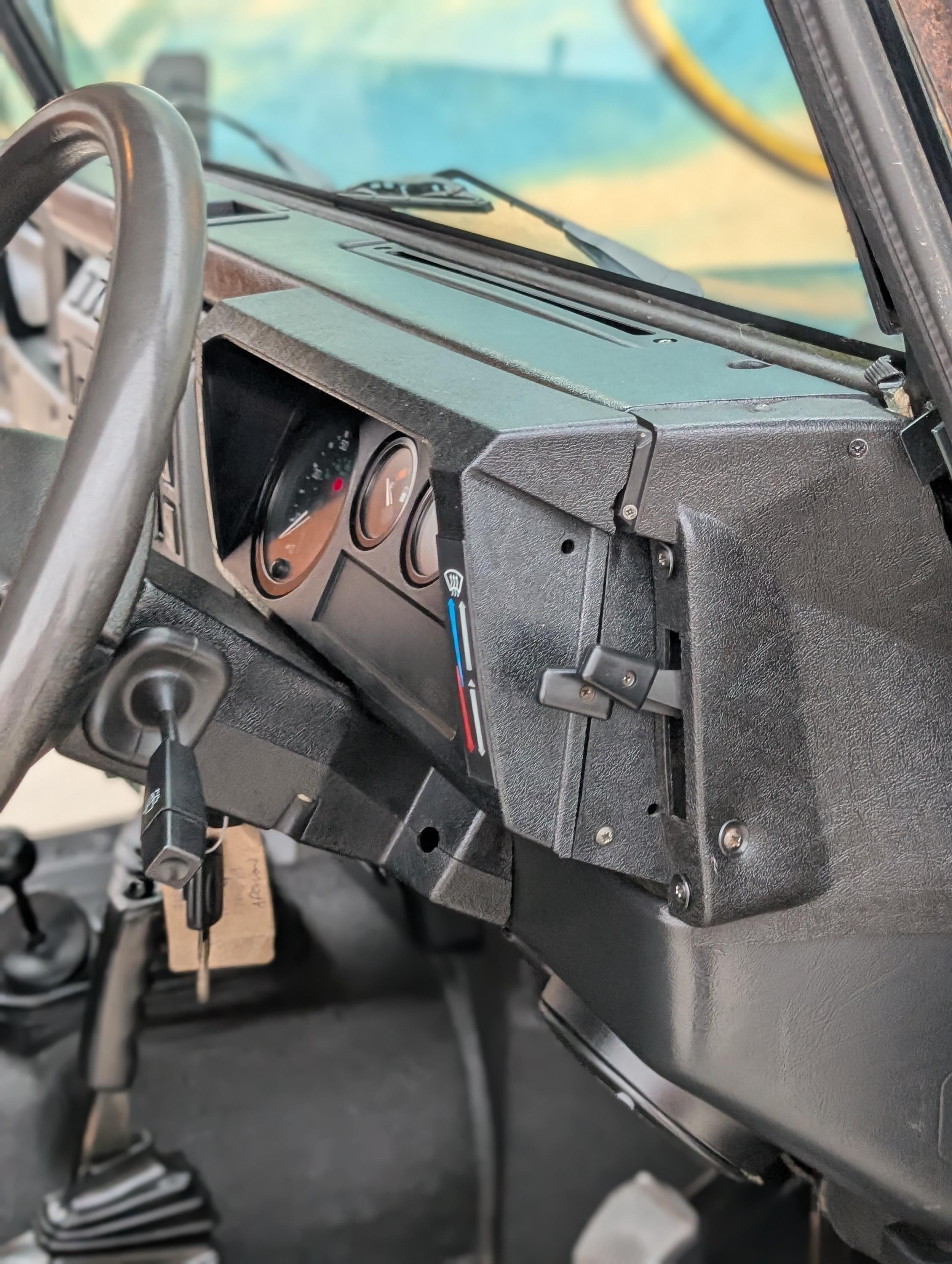 1999 Land Rover Defender 110 Double Cab 4×4