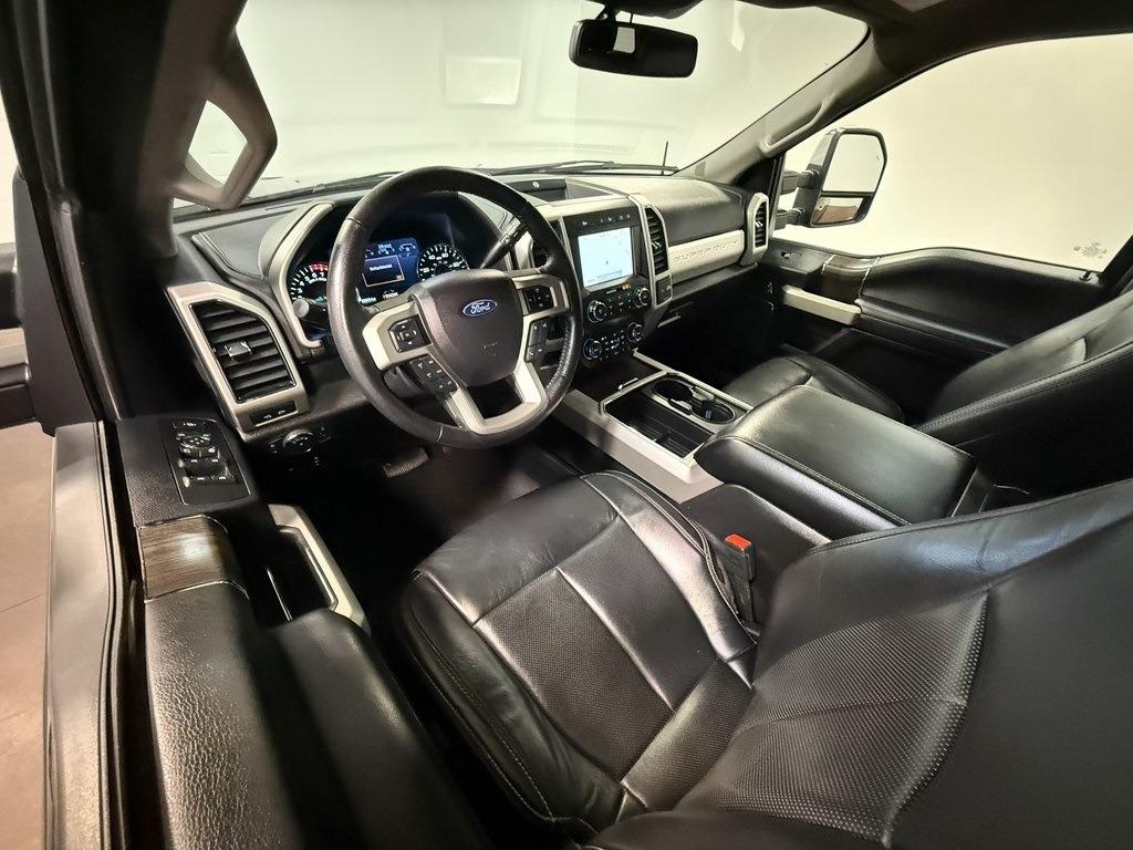 2020 Ford F-350 Super Duty Lariat - 2