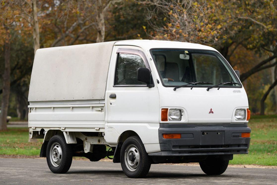 1997 Mitsubishi Minicab TL