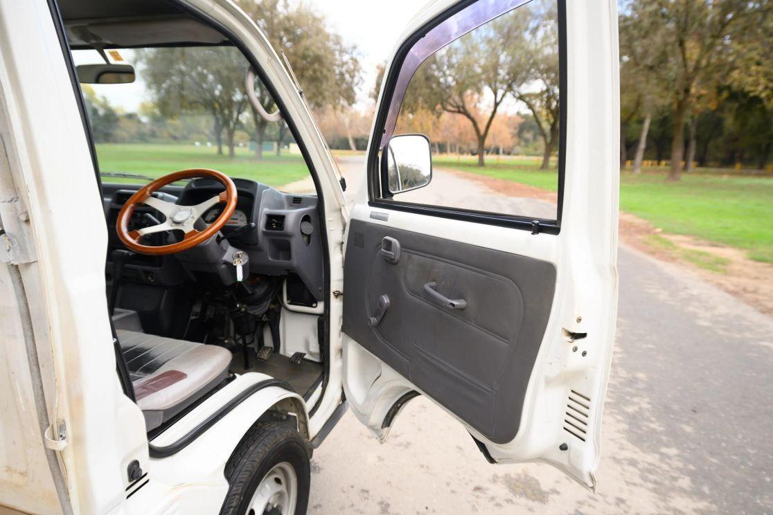 1997 Mitsubishi Minicab TL