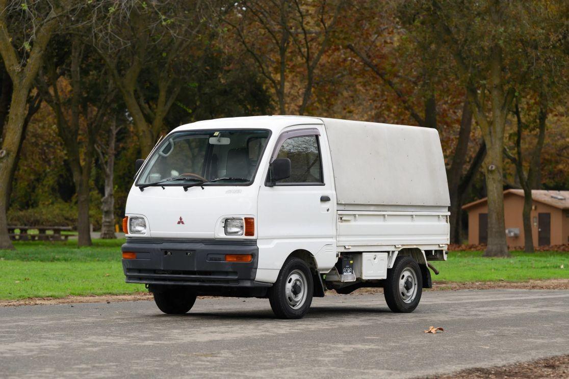 1997 Mitsubishi Minicab TL