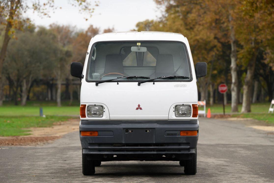 1997 Mitsubishi Minicab TL