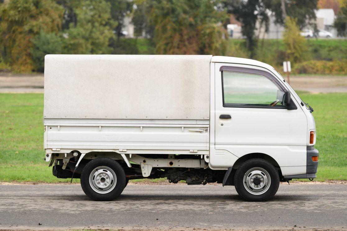 1997 Mitsubishi Minicab TL - 4