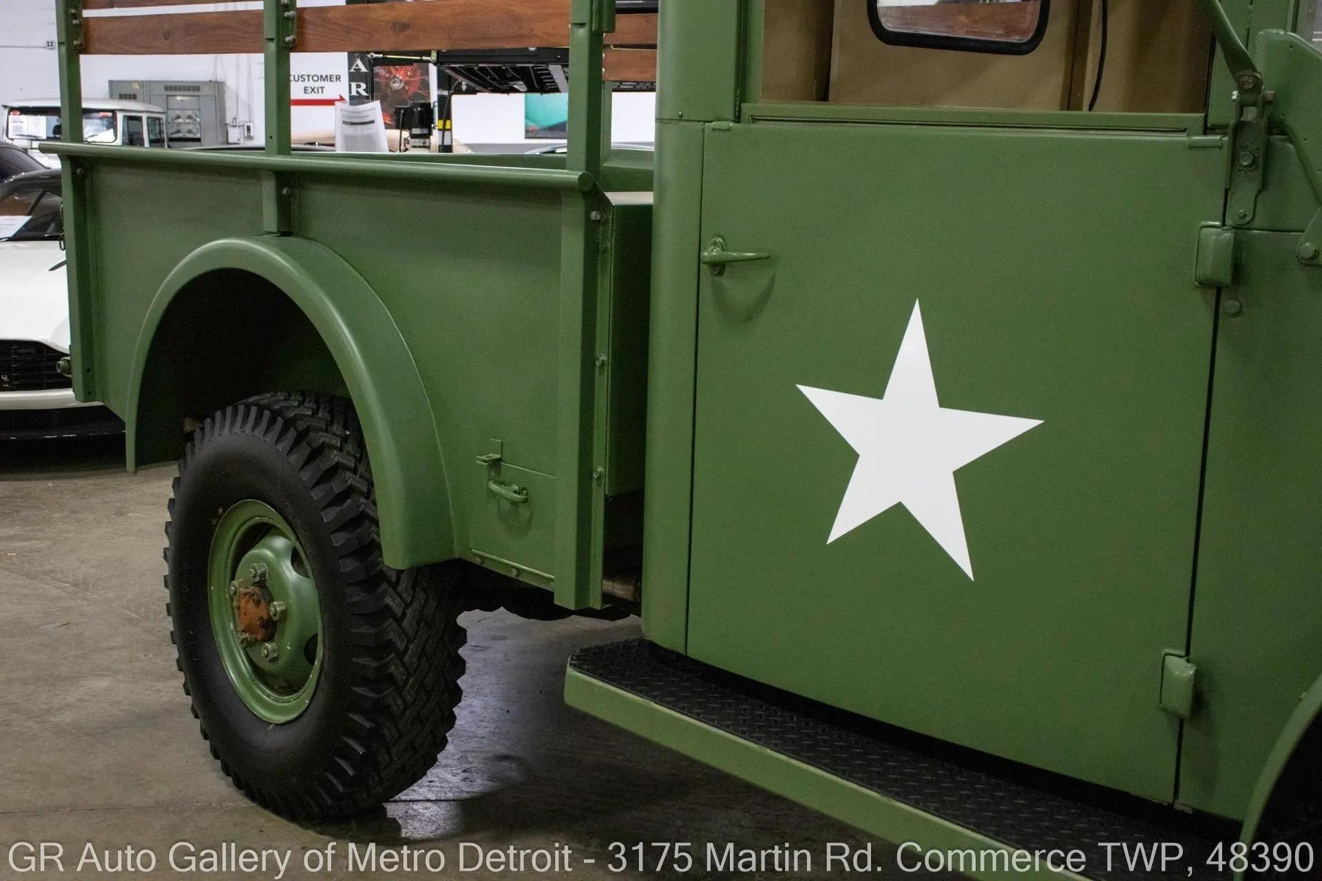 1963 Dodge M37