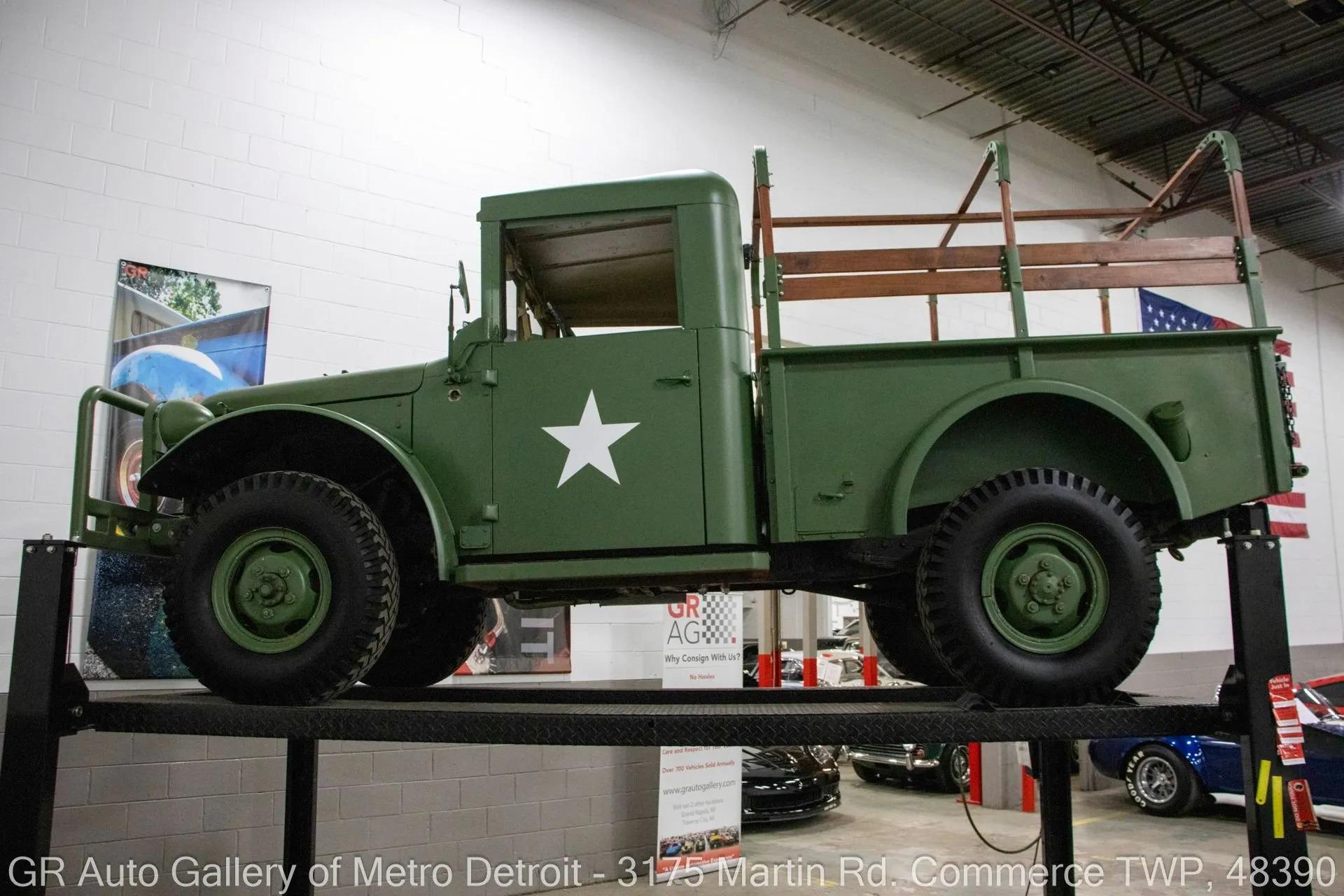 1963 Dodge M37